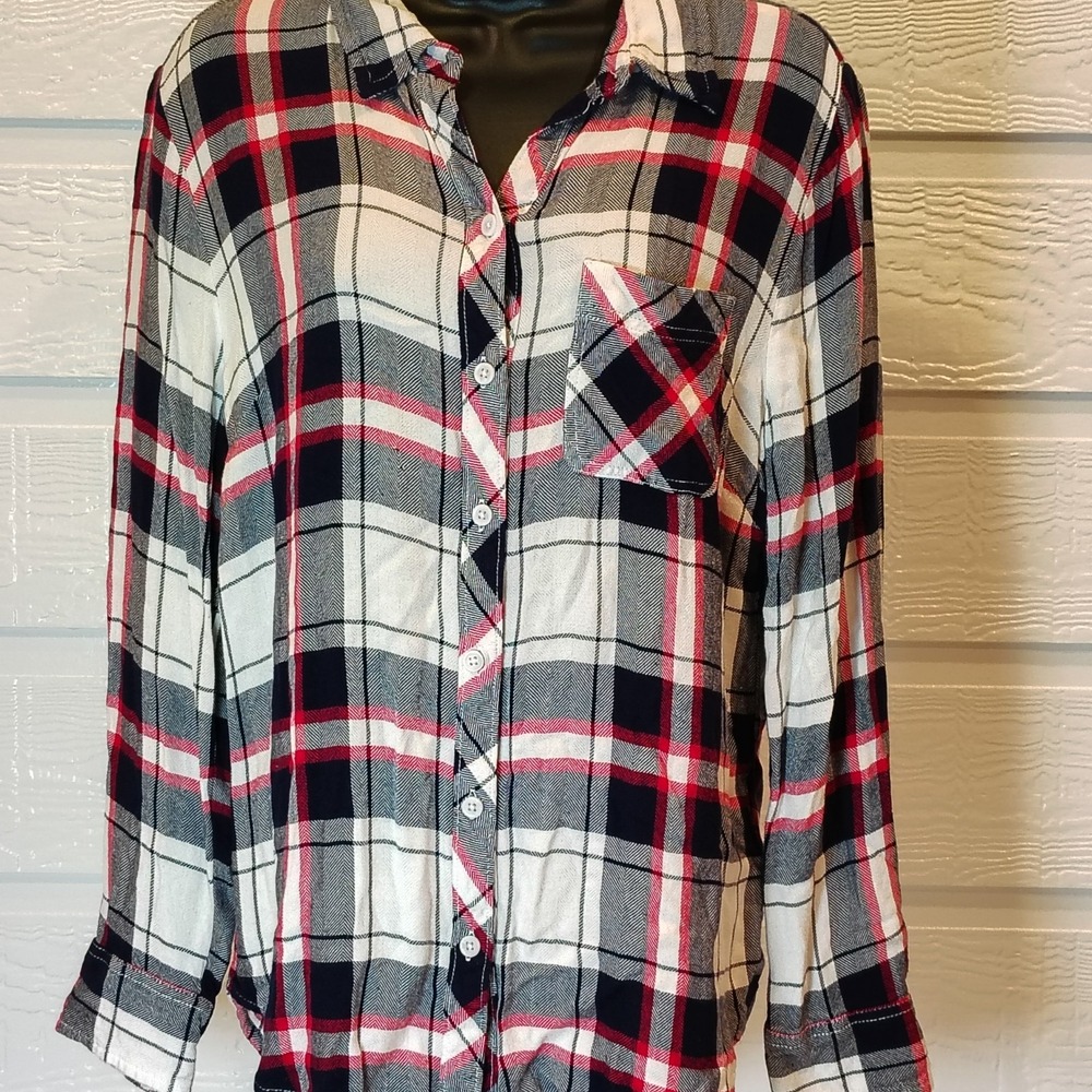 BEACHLUNCHLOUNGE BUTTON UP SHIRT WOMENS SM NAVY WHITE PLAID BUTTON BACK DETAILS